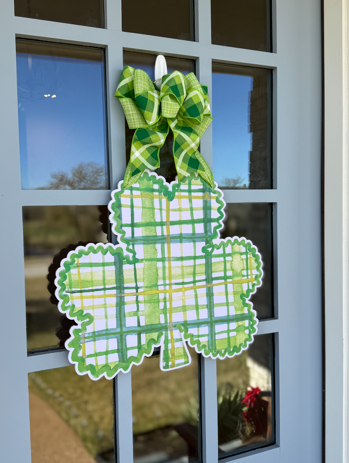 Classic Clover- Door Hanger