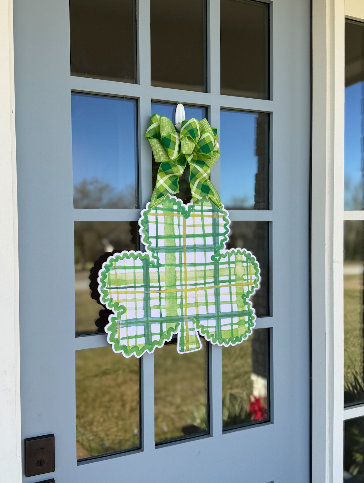 Classic Clover- Door Hanger