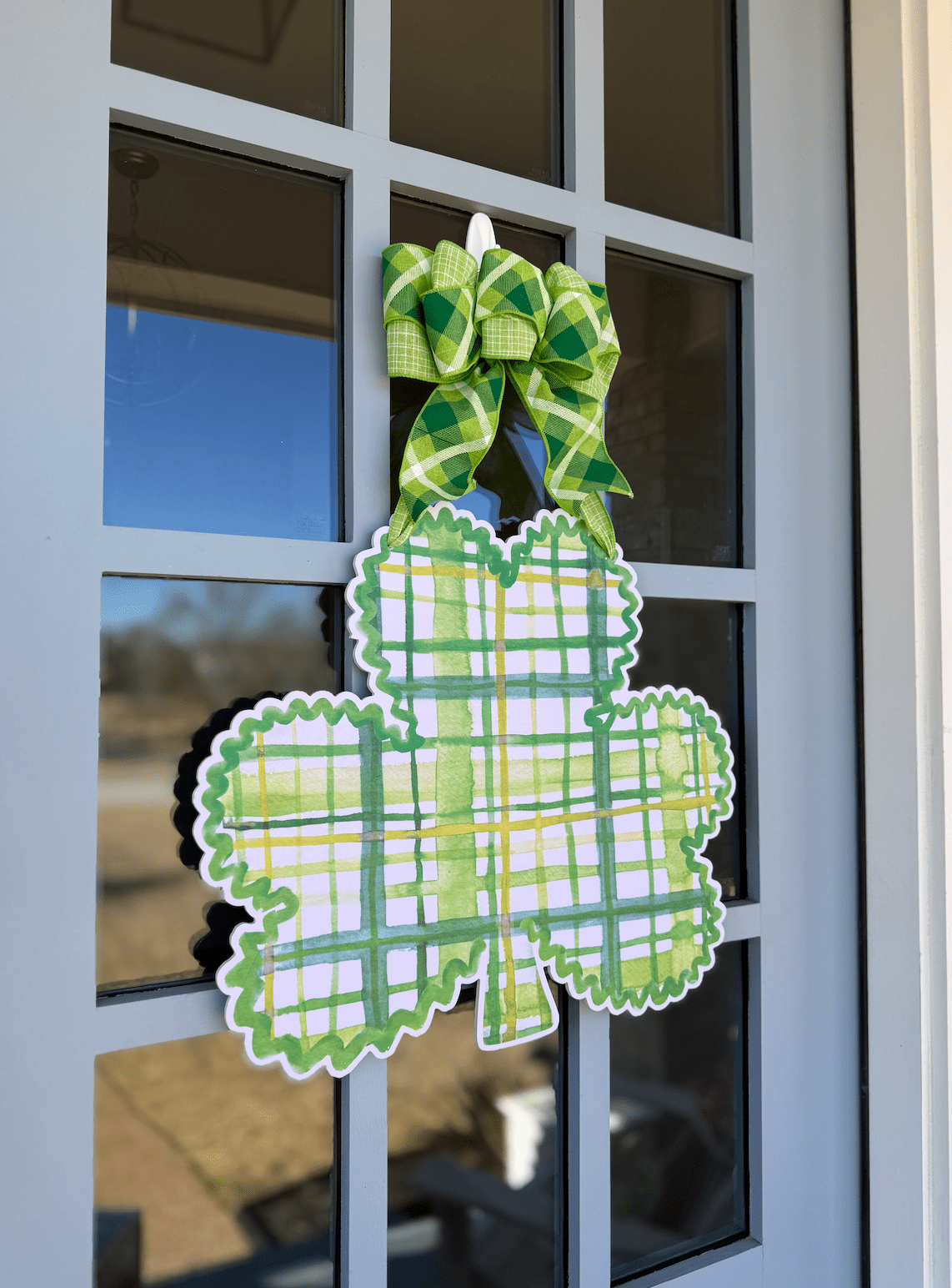 Classic Clover- Door Hanger