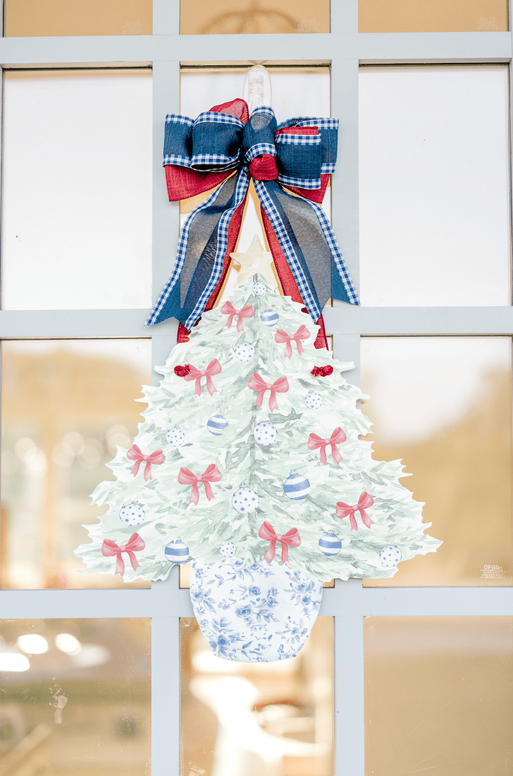 Chinoiserie Christmas Tree- Door Hanger (Ships Nov 3)